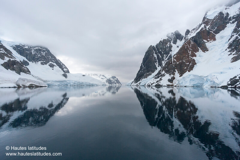 Antarctique - Au delà du cercle polaire